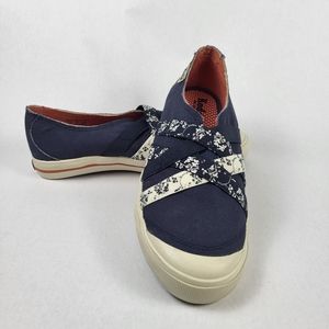 Keds Mania Navy Size 7 Slip On Sneakers Womens